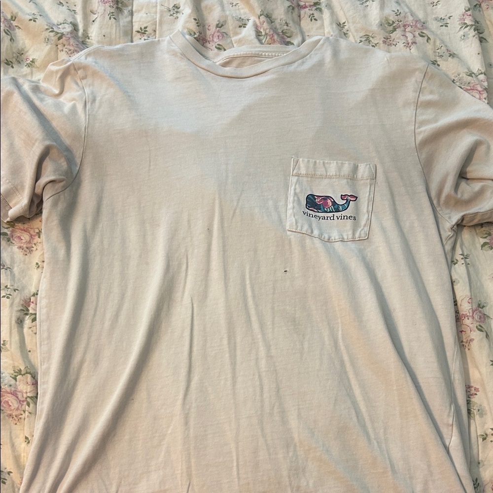 Vineyard Vines Men's Short Sleeve Cream Tee